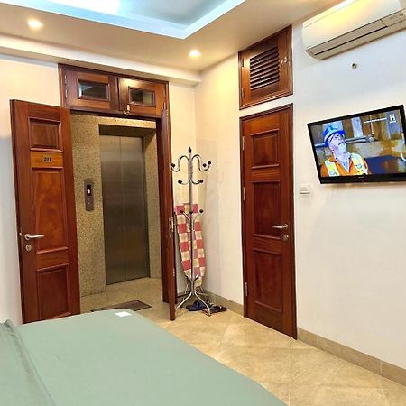 Serviced Apartment Next To The Hanoi Opera House Can Ho Day Du Tien Nghi Co Thang May Ngay Gan Nha Hat Lon Eksteriør billede
